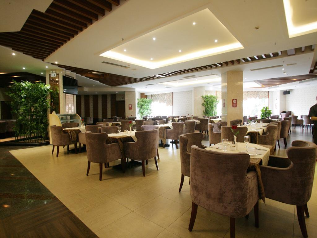 Dongguan Huilihua Hotel Екстериор снимка